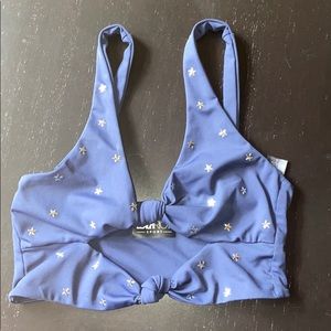 Beach riot sports bra stars